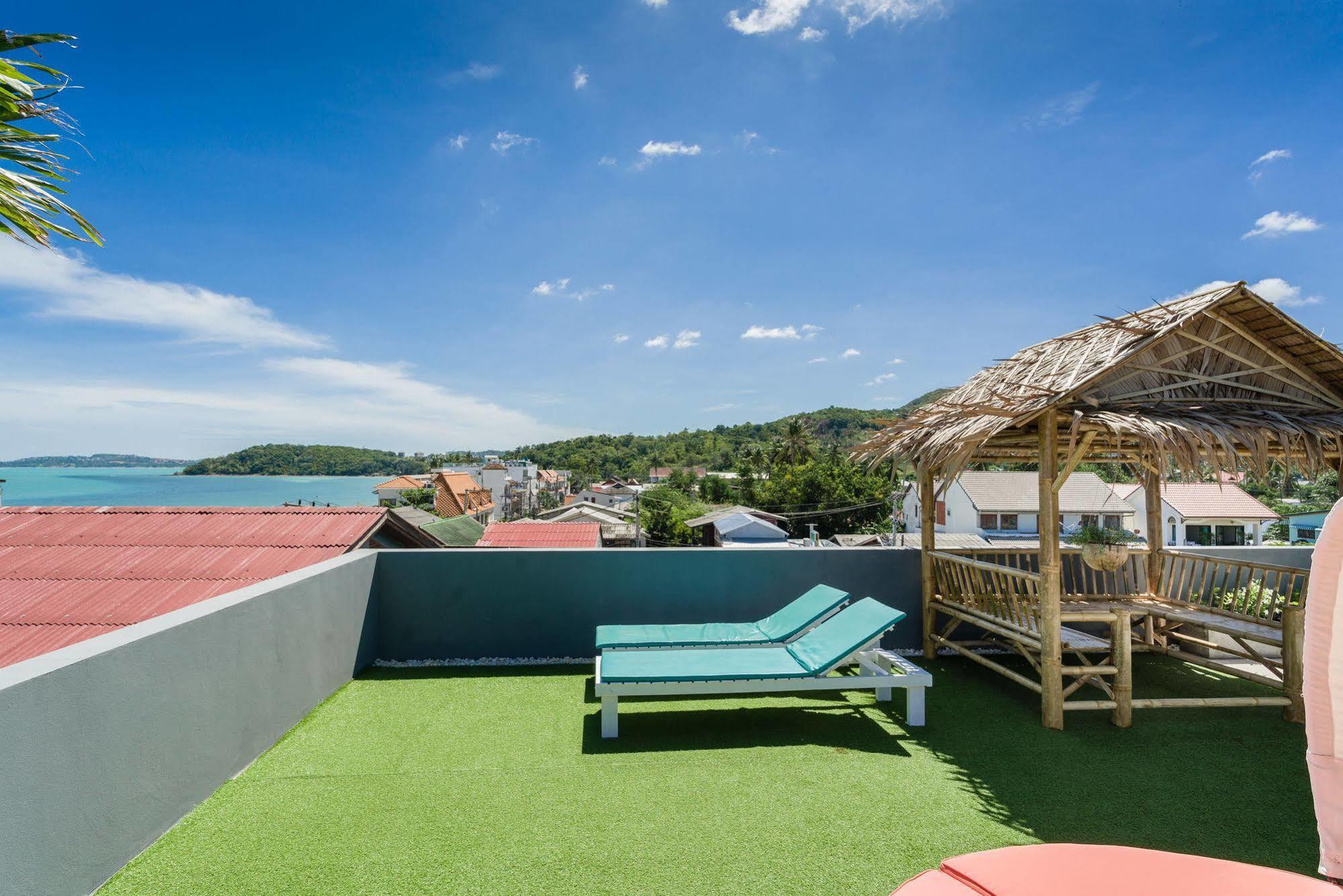 Pelegrin Hotel Samui Bophut Exteriör bild